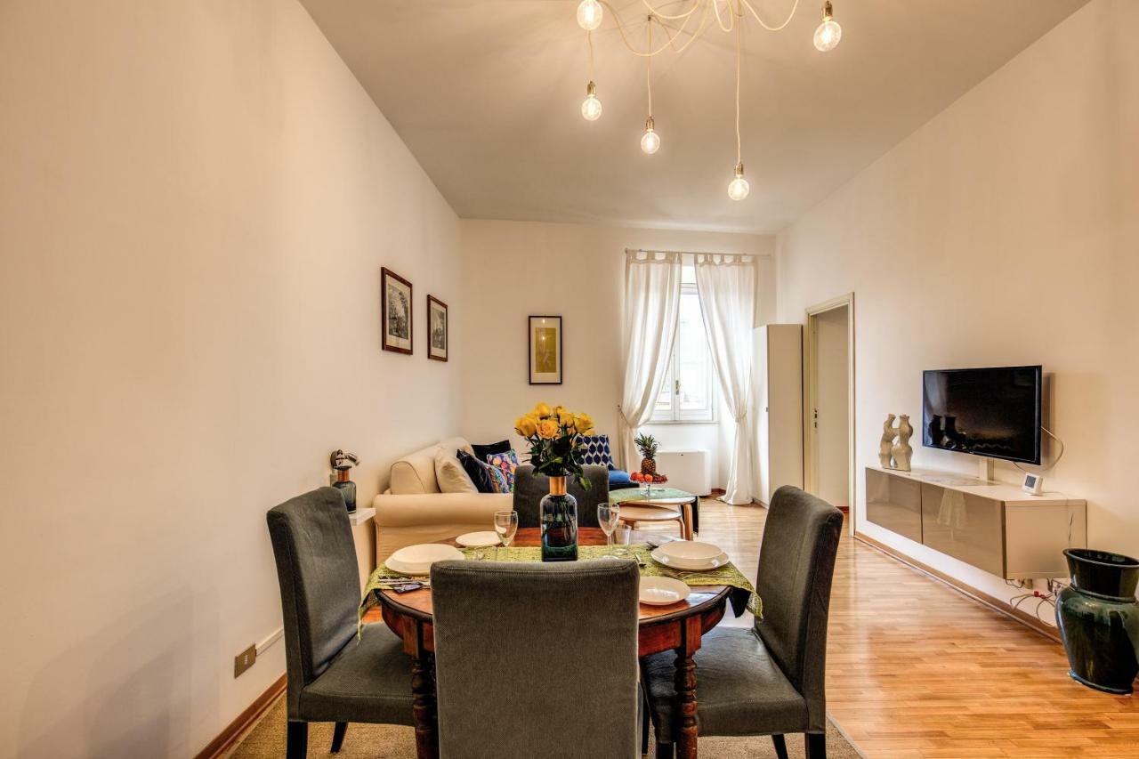 Elegant Apartment Behind The Colosseum Рим Экстерьер фото